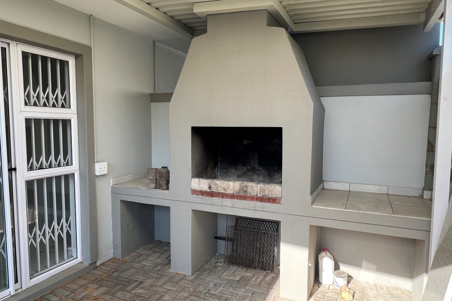 2 Bedroom Property for Sale in Gonubie Eastern Cape